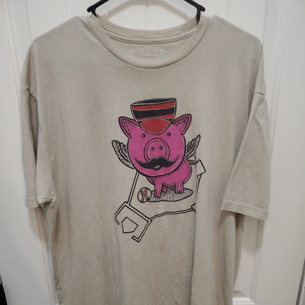 26 Shirts Changing The Game  Pig Tshirt XXL